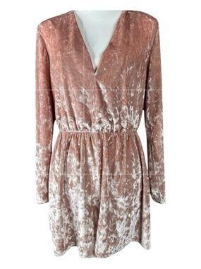 ATMOSPHERE Long Sleeve Romper in Iridescent Coral Crushed Velvet, Size 8.